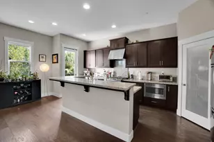 3701 Crocker Dr, Sacramento, CA 95818 - Photo 21