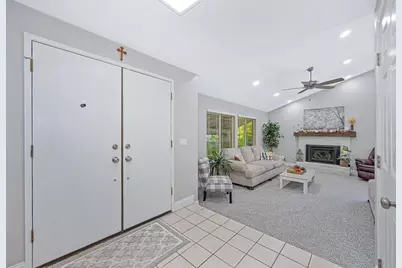 8565 Garland Crest Court, Elk Grove, CA 95624 - Photo 9