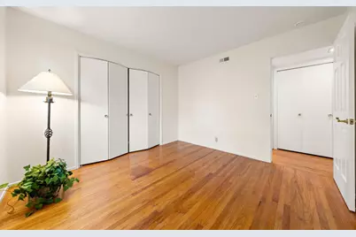 4540 Laurelwood Way, Sacramento, CA 95864 - Photo 25