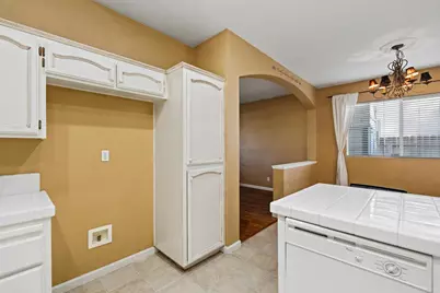 912 Koralla Court, Galt, CA 95632 - Photo 11