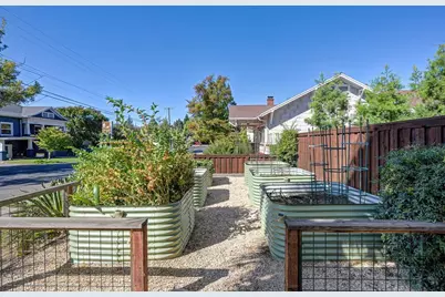 5027 M Street, Sacramento, CA 95819 - Photo 3