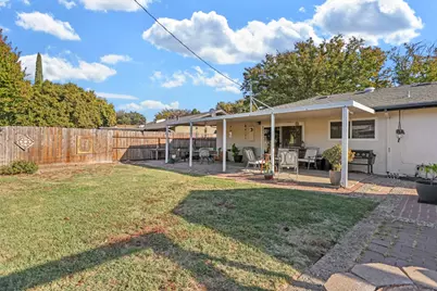405 Leslie Avenue, Stockton, CA 95207 - Photo 31