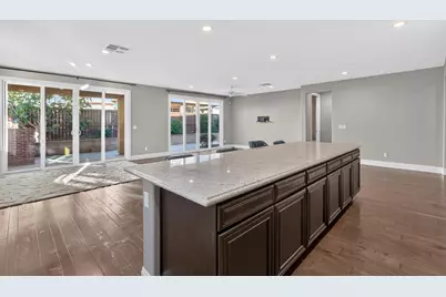 10220 Soprano Way, Elk Grove, CA 95757 - Photo 9