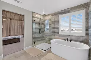 8241 Joecy Wy, Elk Grove, CA 95757 - Photo 47