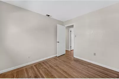 4250 Moddison Avenue, Sacramento, CA 95819 - Photo 15