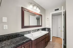 2215 Stover Wy, Sacramento, CA 95822 - Photo 37