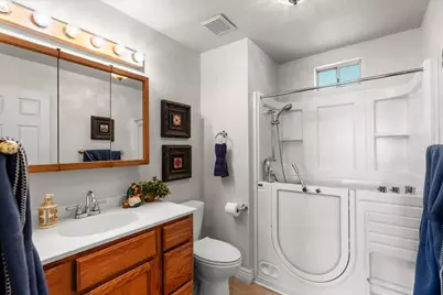 E Yosemite Avenue #12, Manteca, CA 95336 - Photo 29