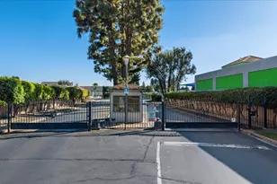 E Yosemite Ave, Manteca, CA 95336 - Photo 47
