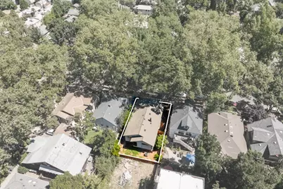 2710 D Street, Sacramento, CA 95816 - Photo 37