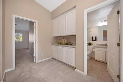 555 Heiler Way, Folsom, CA 95630 - Photo 29