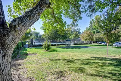 2270 Woodside Lane #1, Sacramento, CA 95825 - Photo 37
