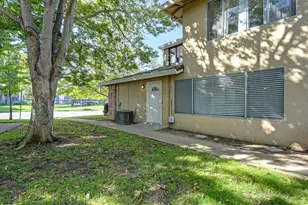 3113 Occidental Dr, Sacramento, CA 95826 - Photo 5