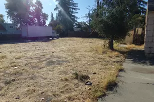 3560 23rd Ave, Sacramento, CA 95820 - Photo 11