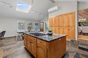 2809 Londonderry Ct, Modesto, CA 95350 - Photo 9