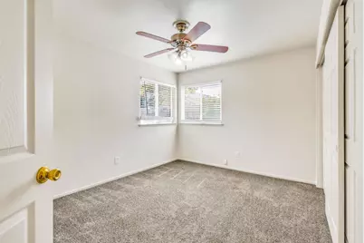8274 Golden Park Court, Sacramento, CA 95828 - Photo 29