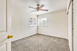8274 Golden Park Ct, Sacramento, CA 95828 - Photo 29