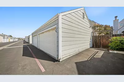 433 Benjamin Place, Manteca, CA 95337 - Photo 23