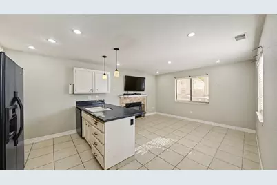 433 Benjamin Place, Manteca, CA 95337 - Photo 3