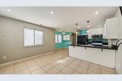 433 Benjamin Place, Manteca, CA 95337 - Photo 9