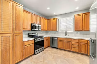 127 Dragonfly Circle, Sacramento, CA 95834 - Photo 11