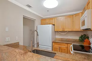 1019 Dornajo Way, Sacramento, CA 95825 - Photo 7