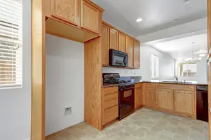 10436 Siltstone Way, Elk Grove, CA 95757 - Photo 15