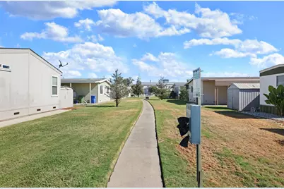 Pringle Avenue #128, Galt, CA 95632 - Photo 7
