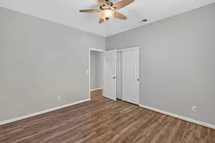 9236 Earl Fife Dr, Elk Grove, CA 95624 - Photo 31