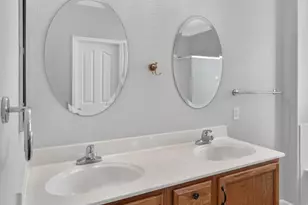 9236 Earl Fife Dr, Elk Grove, CA 95624 - Photo 49