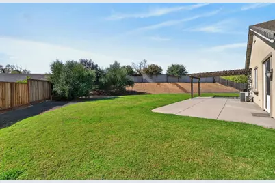 9236 Earl Fife Drive, Elk Grove, CA 95624 - Photo 61