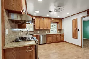 1116 Darnel Way, Sacramento, CA 95822 - Photo 27