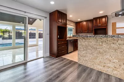 4881 N Fruit Avenue, Fresno, CA 93705 - Photo 5