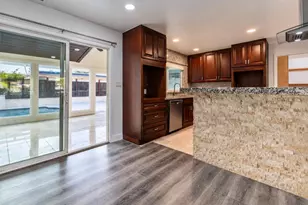 4881 N Fruit Ave, Fresno, CA 93705 - Photo 5