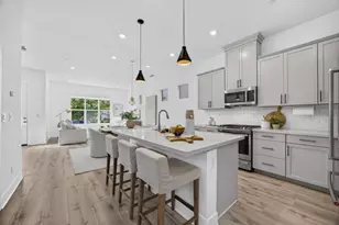 17 Fischbacher St, Sacramento, CA 95816 - Photo 17