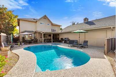 2001 El Toro Way, Modesto, CA 95355 - Photo 3