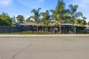 3839 Tina Pl, Stockton, CA 95215 - Photo 5
