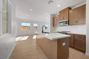 14545 Southpointe Dr, Folsom, CA 95630 - Photo 3