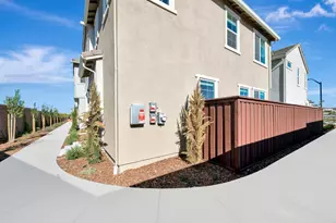 14545 Southpointe Dr, Folsom, CA 95630 - Photo 47