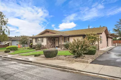 2243 Gateway Circle, Lodi, CA 95240 - Photo 3