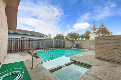 2243 Gateway Circle, Lodi, CA 95240 - Photo 23