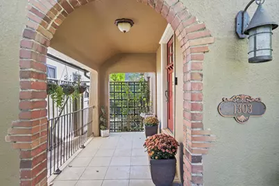 1303 39th Street, Sacramento, CA 95816 - Photo 5