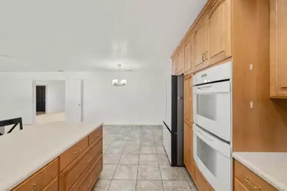 8956 Lansdowne Court, Elk Grove, CA 95624 - Photo 23