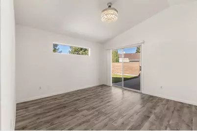 7105 Sunbridge Lane, Sacramento, CA 95828 - Photo 5
