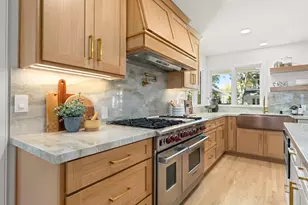835 43rd St, Sacramento, CA 95819 - Photo 9