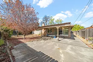 7019 Ursa Pkwy, Sacramento, CA 95823 - Photo 33