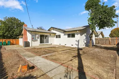 8202 Kiltie Way, Stockton, CA 95210 - Photo 13