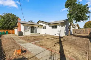 8202 Kiltie Way, Stockton, CA 95210 - Photo 13