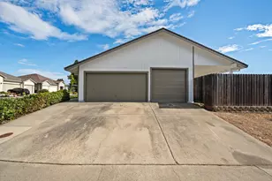 9801 Amenity Cir, Elk Grove, CA 95624 - Photo 35