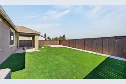 9853 Traveler Court, Elk Grove, CA 95624 - Photo 57
