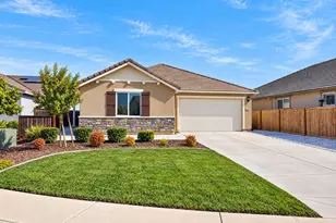 9853 Traveler Ct, Elk Grove, CA 95624 - Photo 5